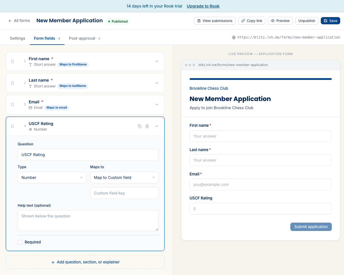 The form-builder showing the auto-added USCF Rating field as field number four, with the Maps to combobox expanded showing 'Don't map (custom field)' selected and a 'Map to Custom field' option below it.
